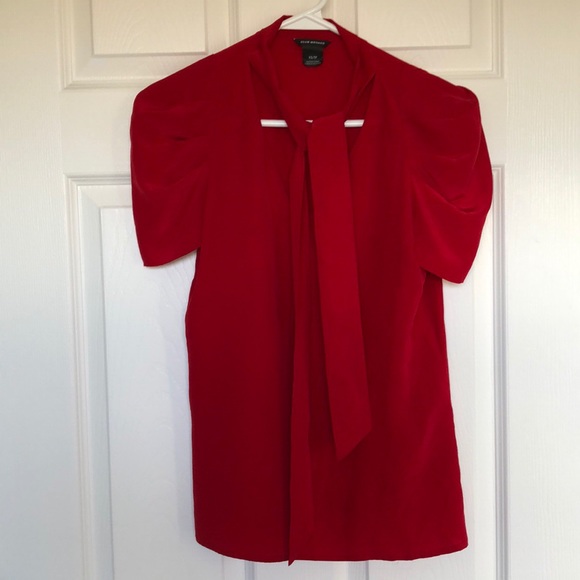 Club Monaco red silk blouse - Picture 4 of 6